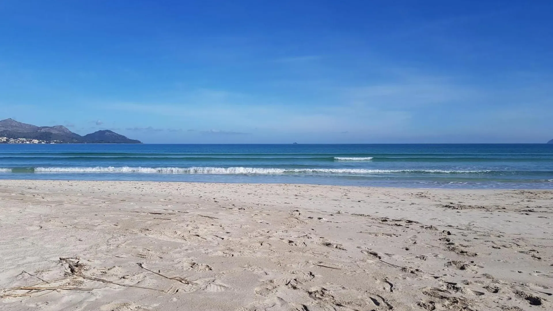 Bright Apartment 350 M From Alcudia Beach Alcúdia