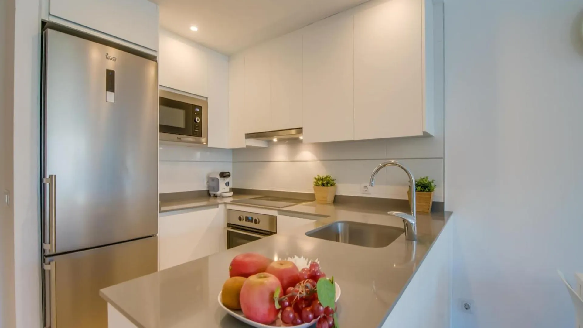 Bright Apartment 350 M From Alcudia Beach Испания