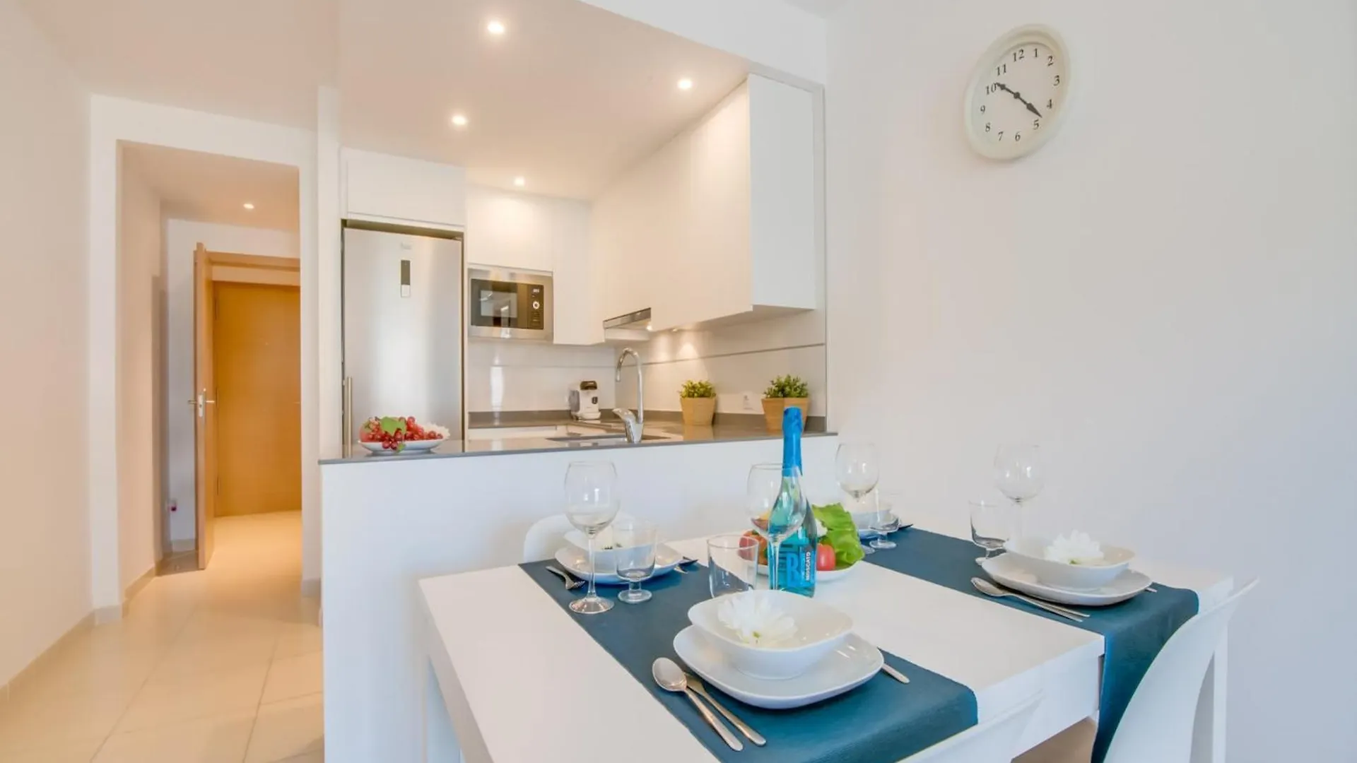 Bright Apartment 350 M From Alcudia Beach