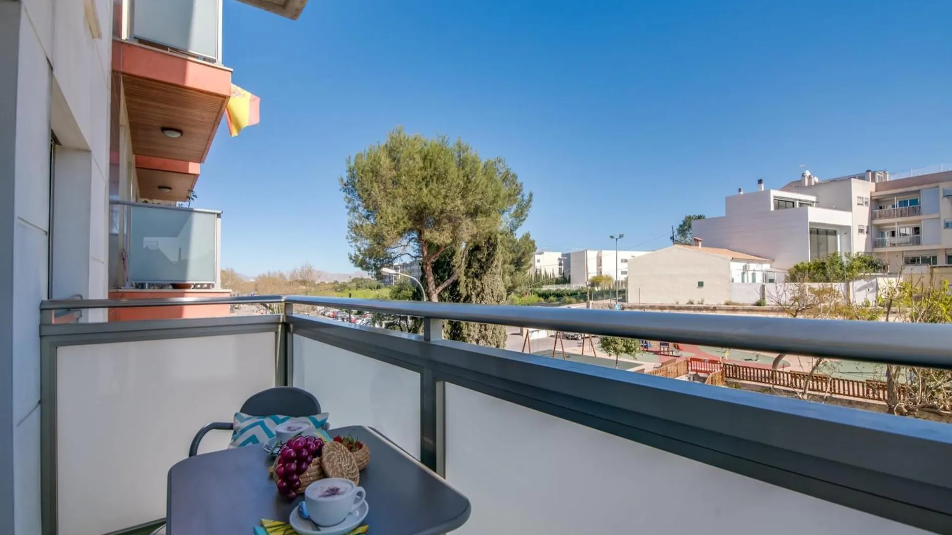 Bright Apartment 350 M From Alcudia Beach Španělsko